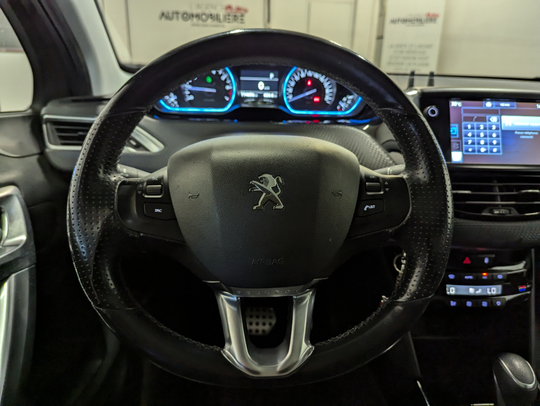 Peugeot 2008 — 14