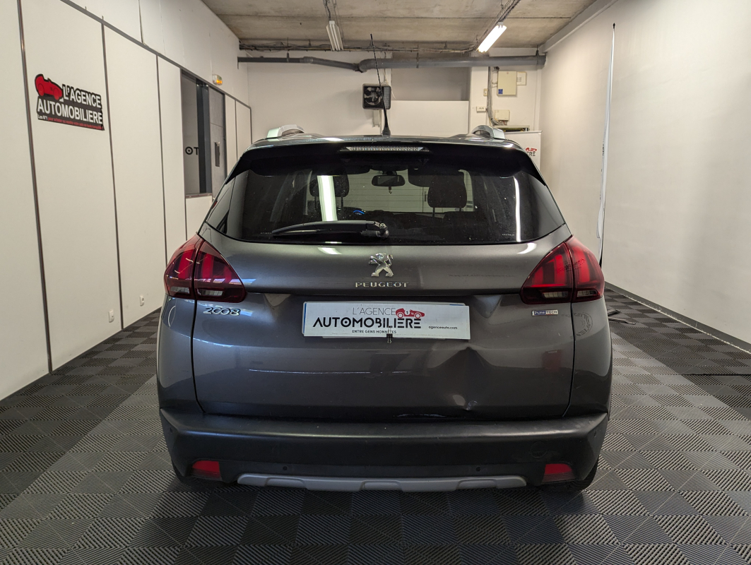 Peugeot 2008 — 5