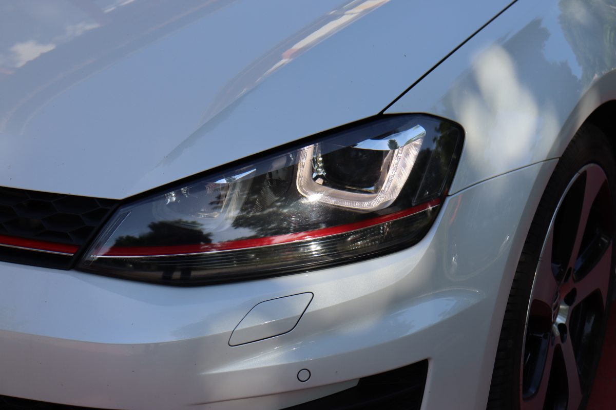Volkswagen Golf — 38