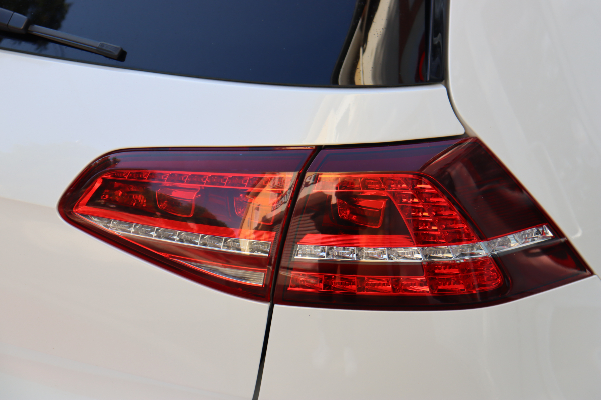 Volkswagen Golf — 40