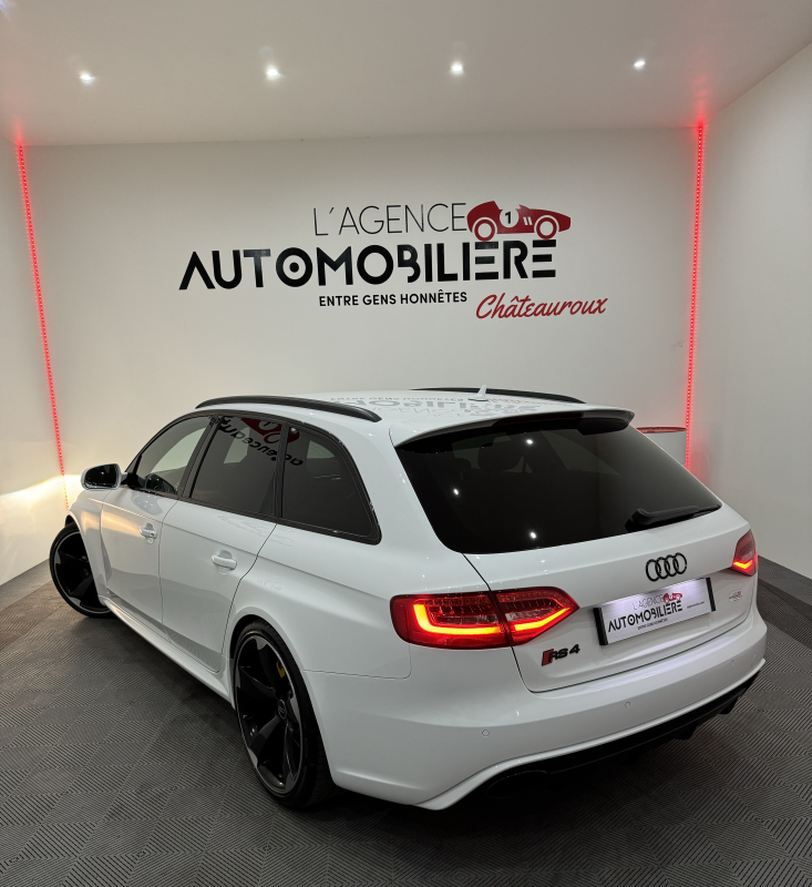 Audi RS4 — 7