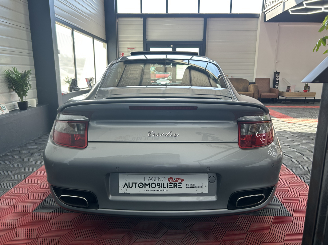 Porsche 911 — 5
