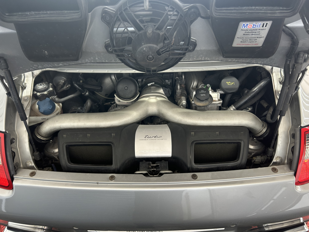 Porsche 911 — 37