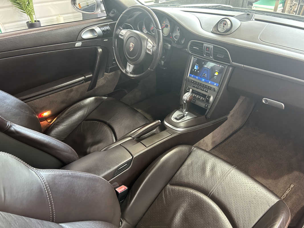 Porsche 911 — 8