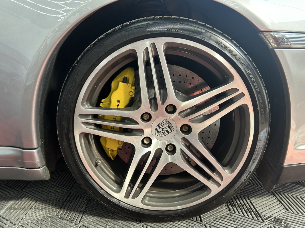 Porsche 911 — 32
