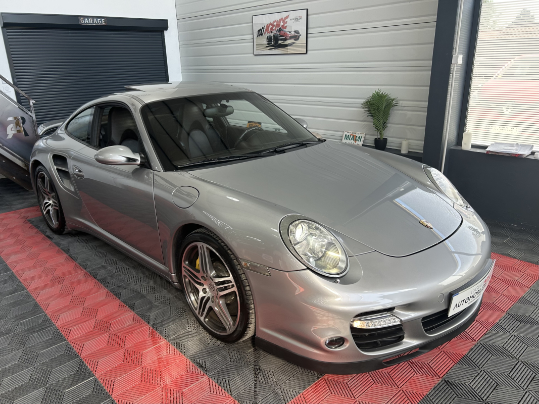 Porsche 911 — 2