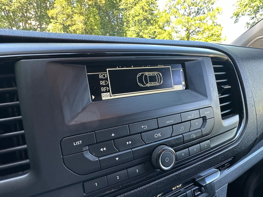Peugeot Expert — 18