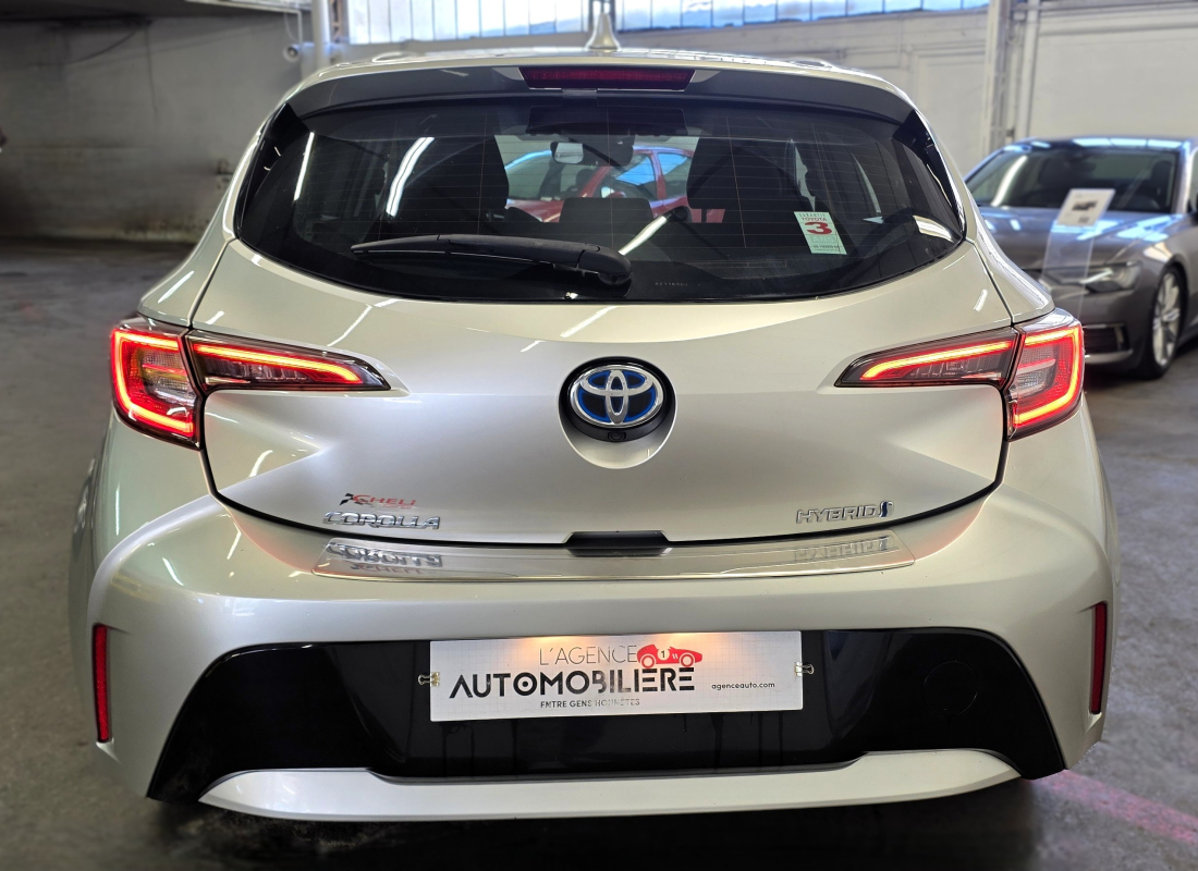 Toyota Corolla — 6