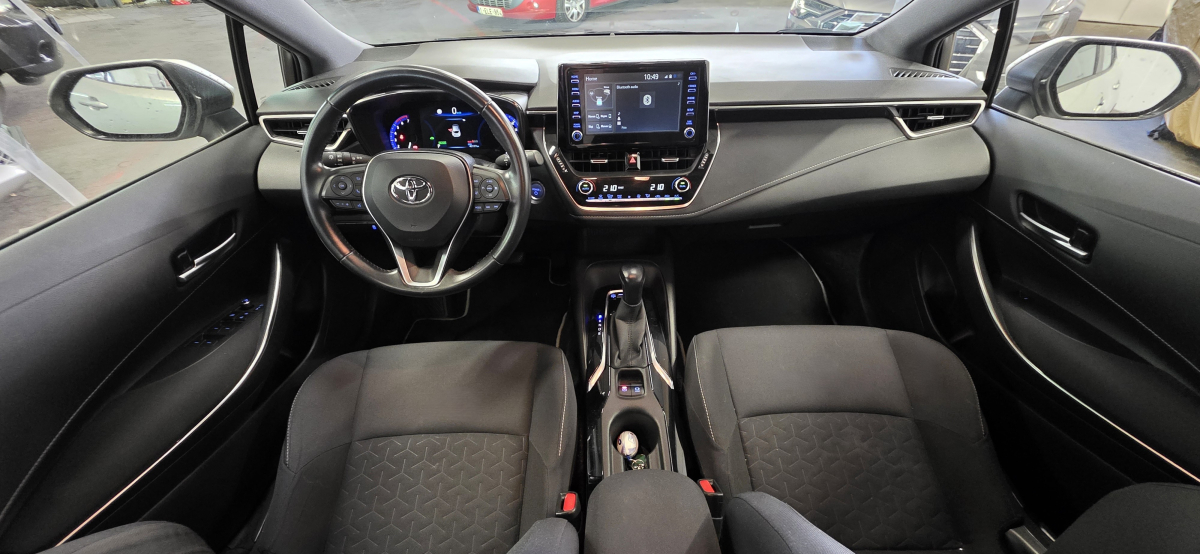 Toyota Corolla — 11
