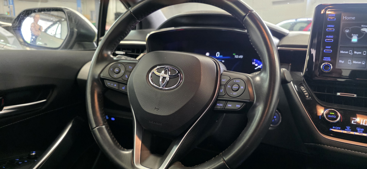 Toyota Corolla — 23