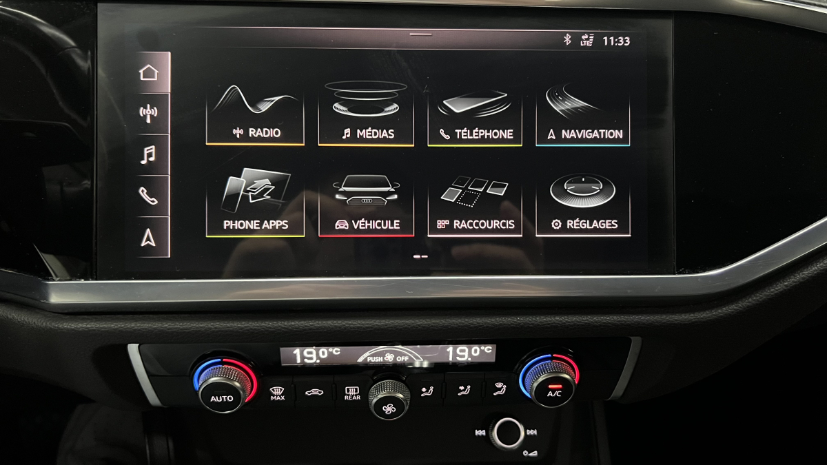 Audi Q3 — 28