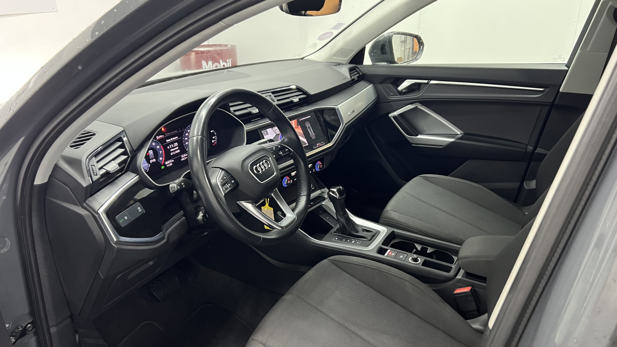 Audi Q3 — 7
