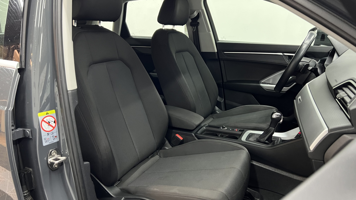 Audi Q3 — 11