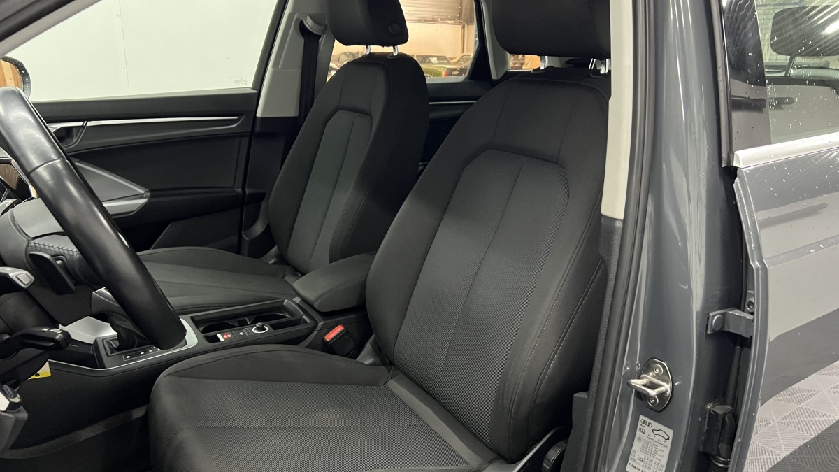 Audi Q3 — 8
