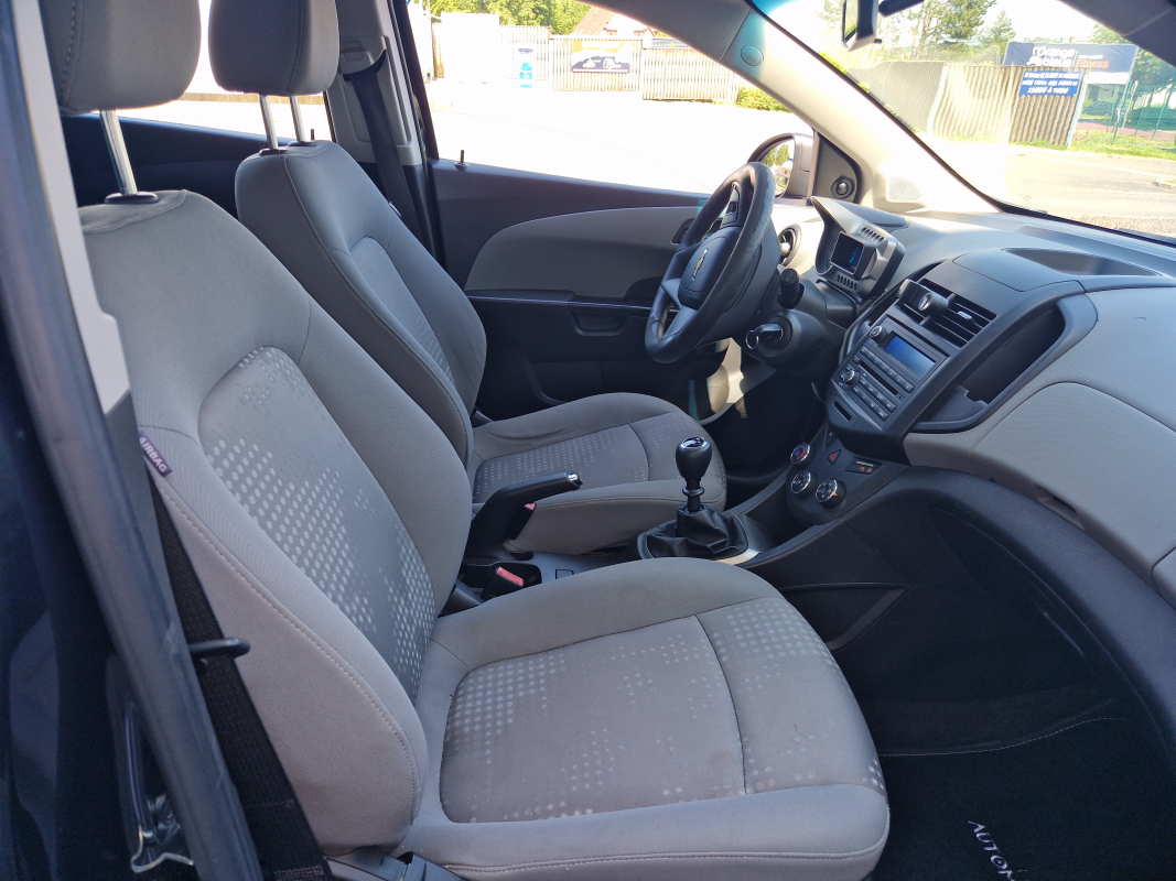 Chevrolet Aveo — 24