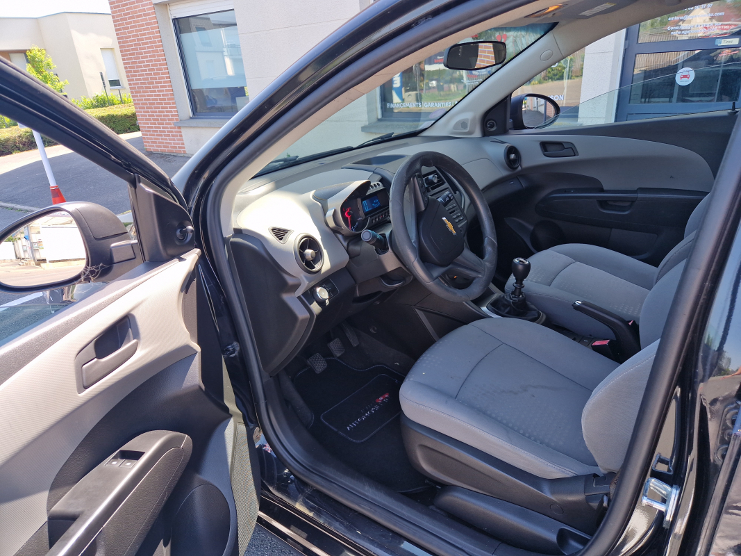 Chevrolet Aveo — 10