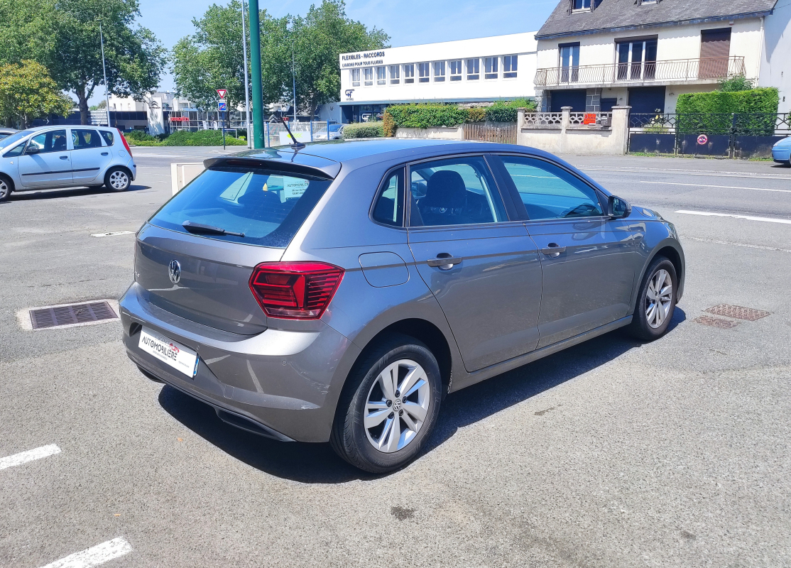 Volkswagen Polo — 6