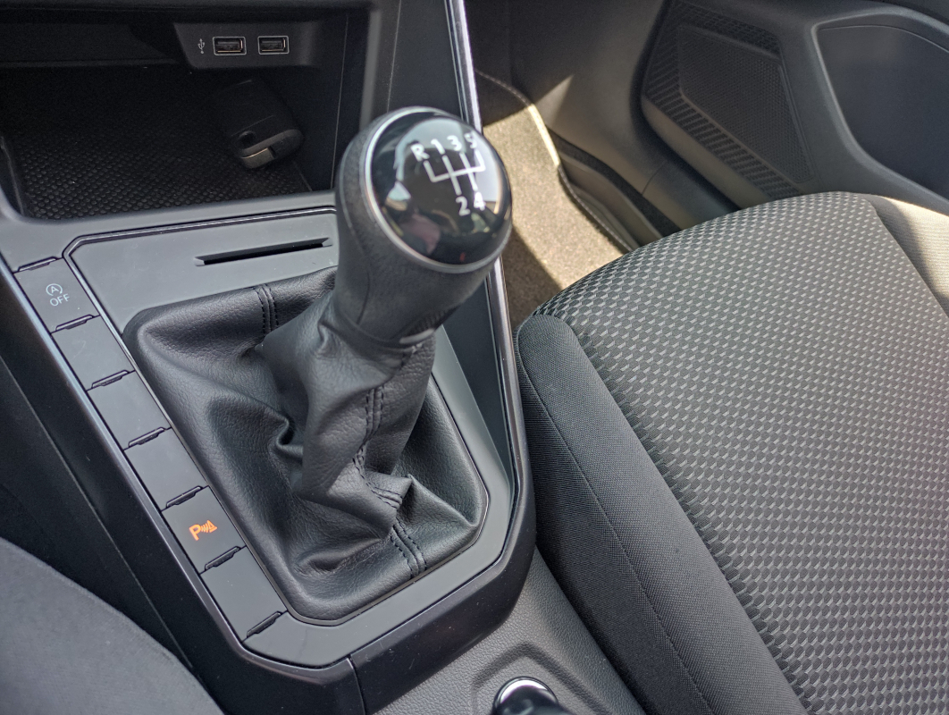 Volkswagen Polo — 13