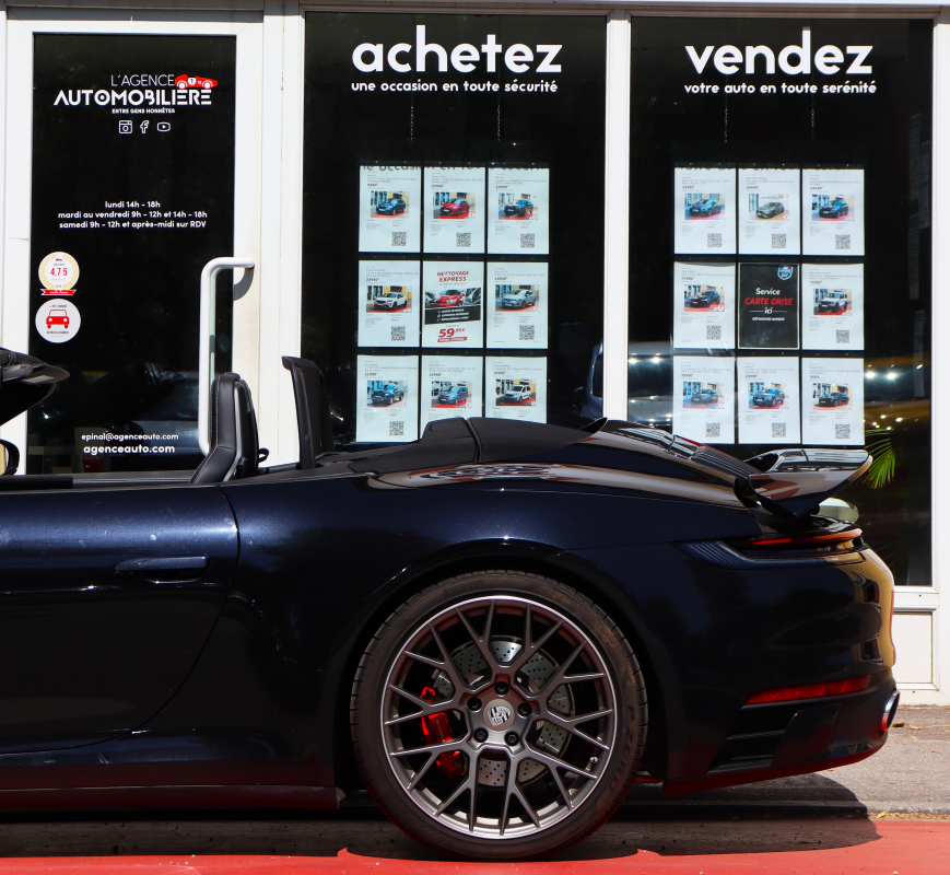 Porsche 911 — 4