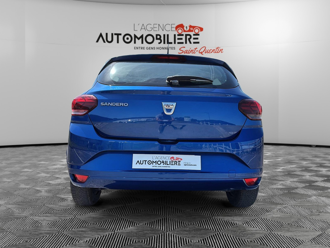 Dacia Sandero — 5