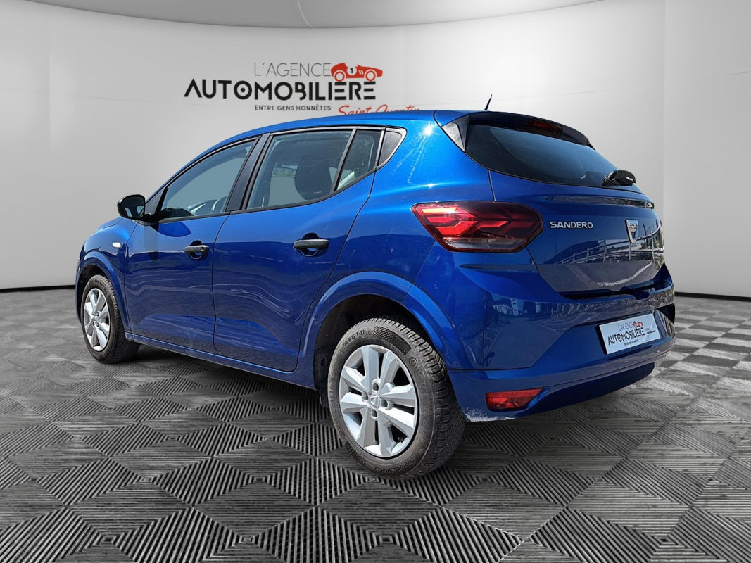 Dacia Sandero — 4