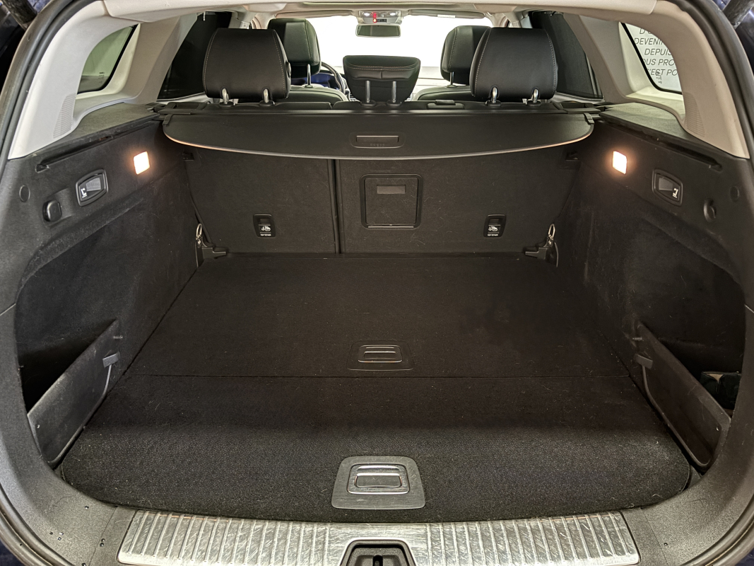 Renault Talisman Estate — 16