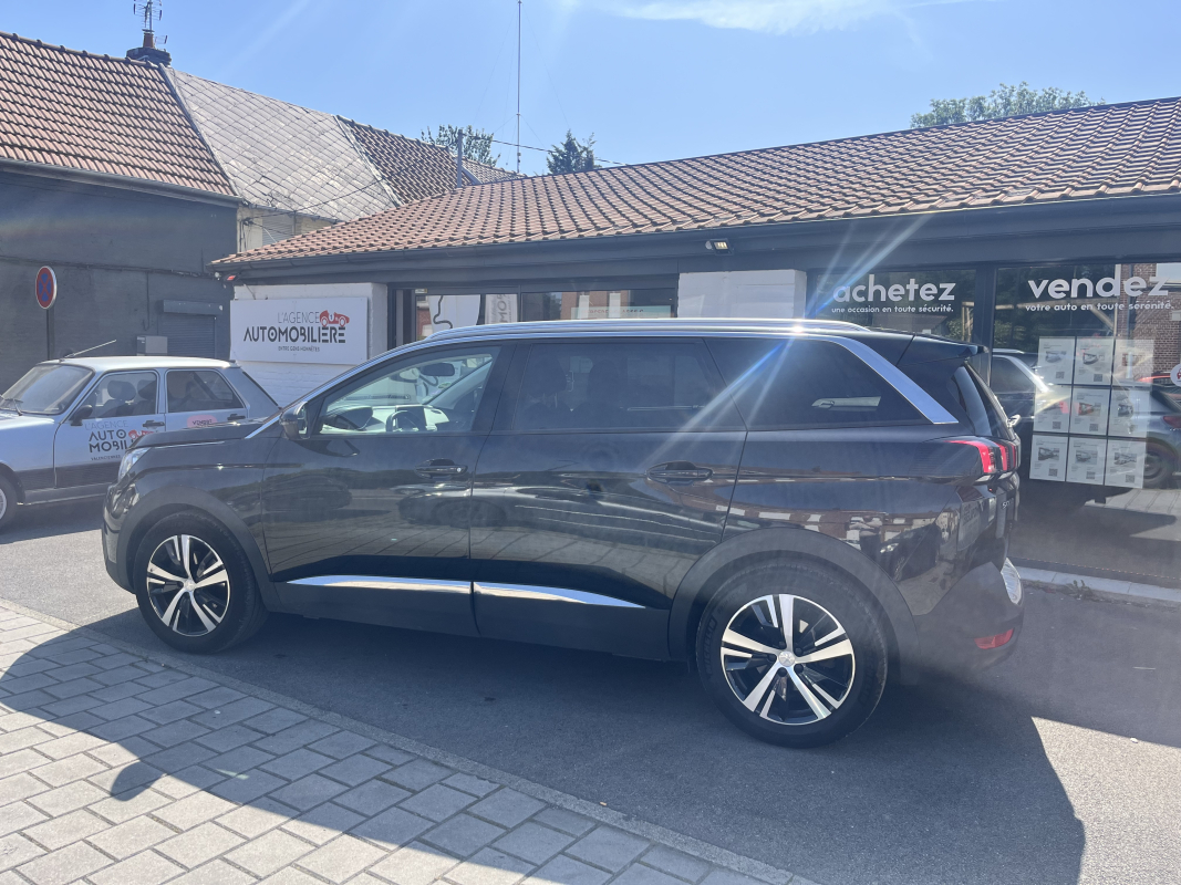 Peugeot 5008 — 5