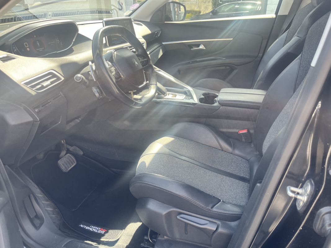 Peugeot 5008 — 28