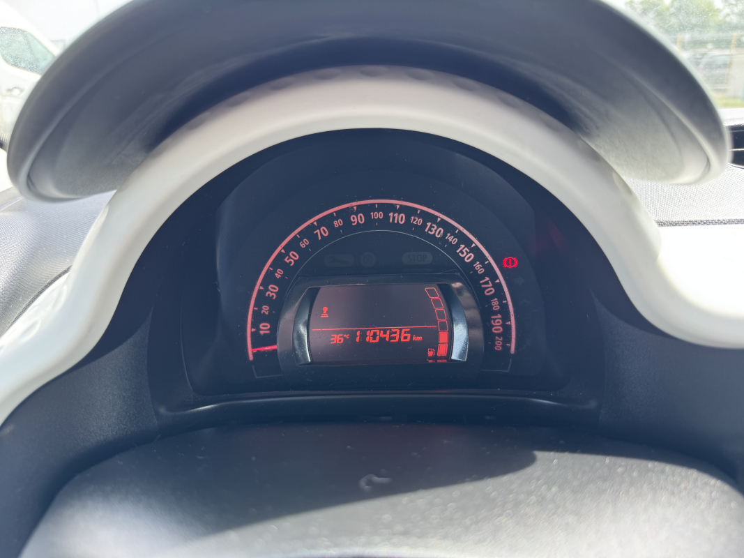 Renault Twingo — 19