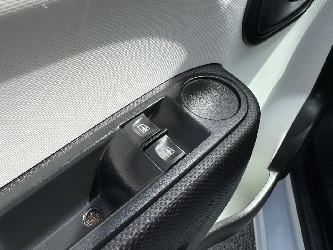 Renault Twingo — 25