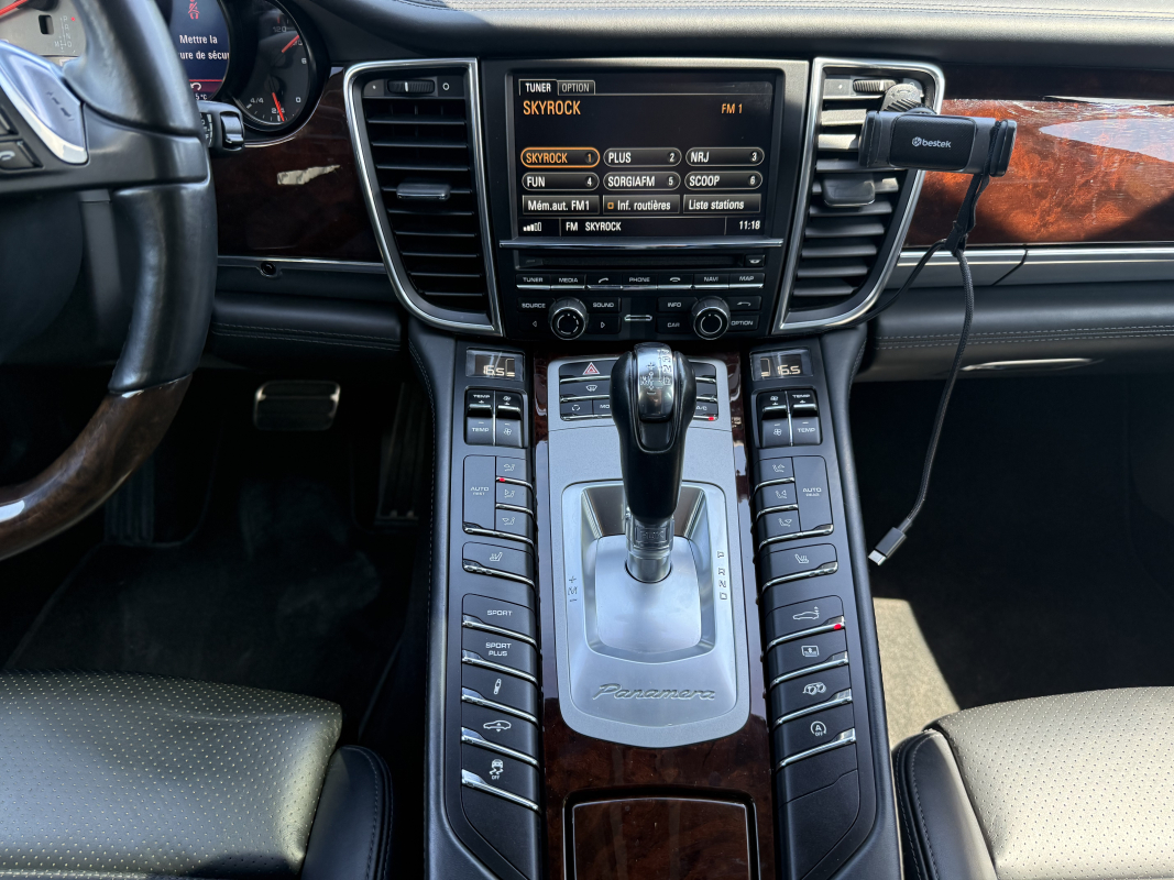 Porsche Panamera — 14