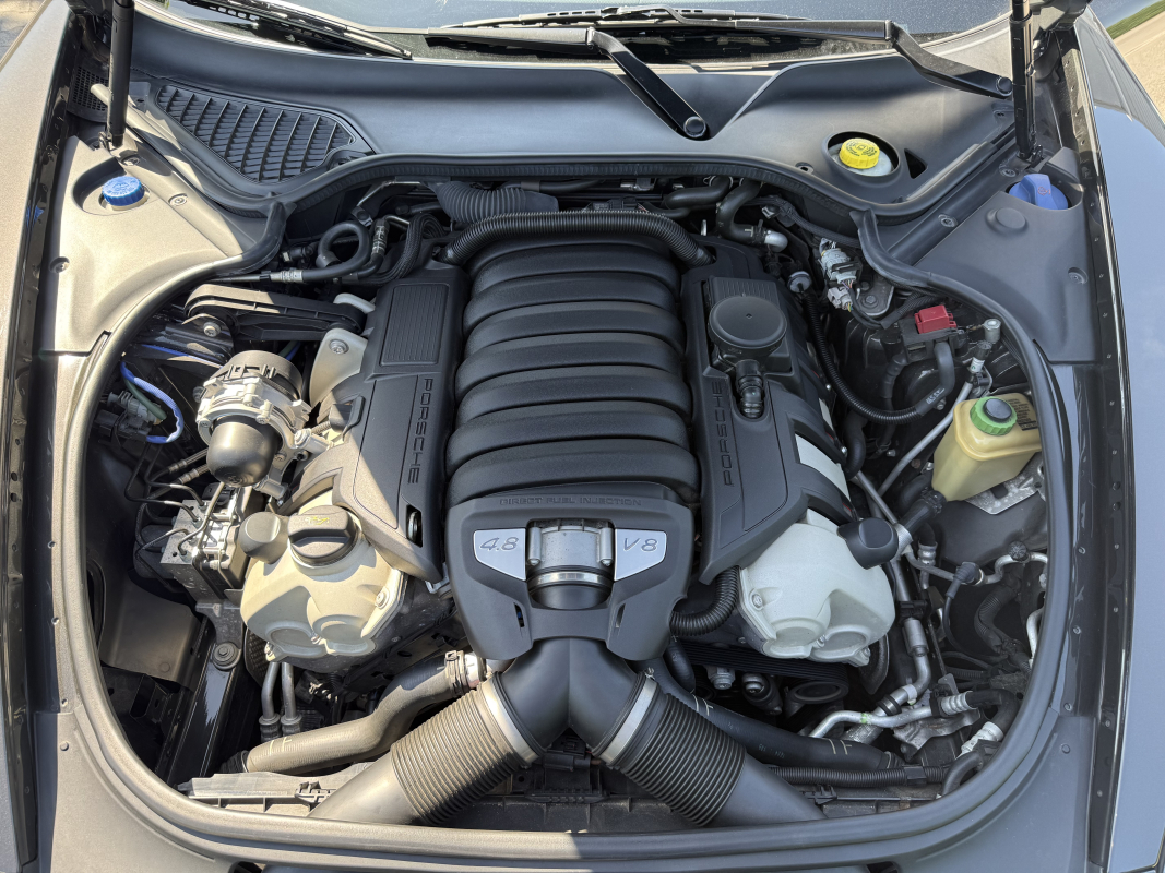 Porsche Panamera — 18