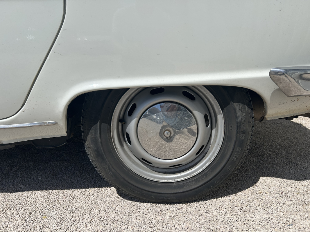 Renault R16 — 25