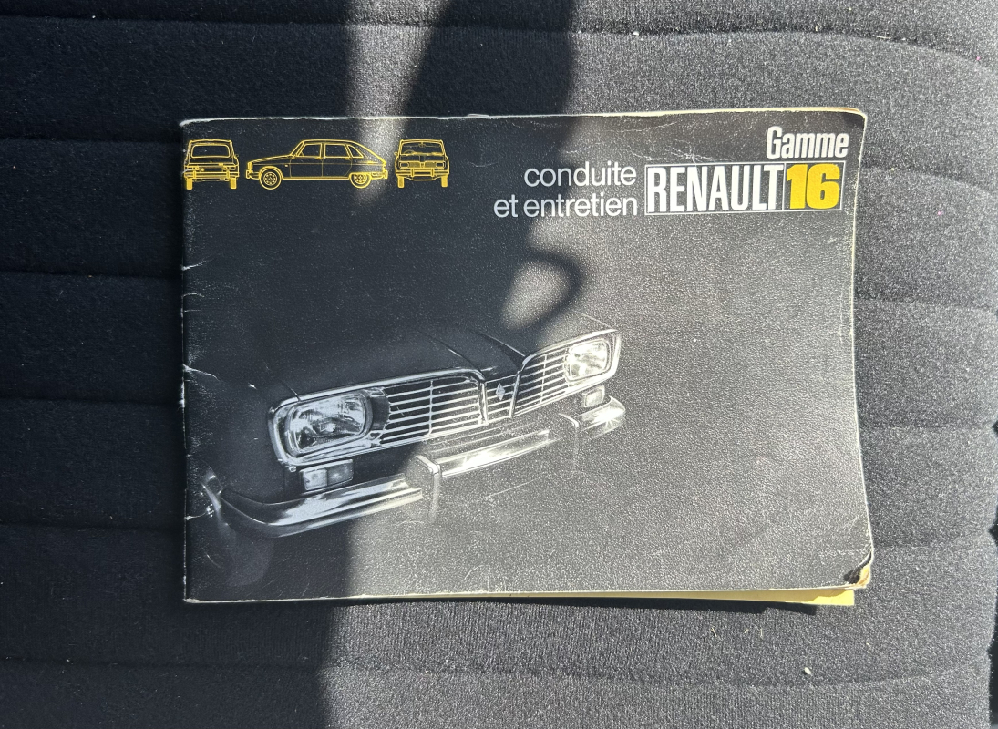 Renault R16 — 30