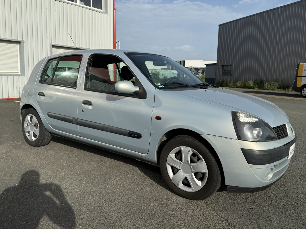 Renault Clio — 3
