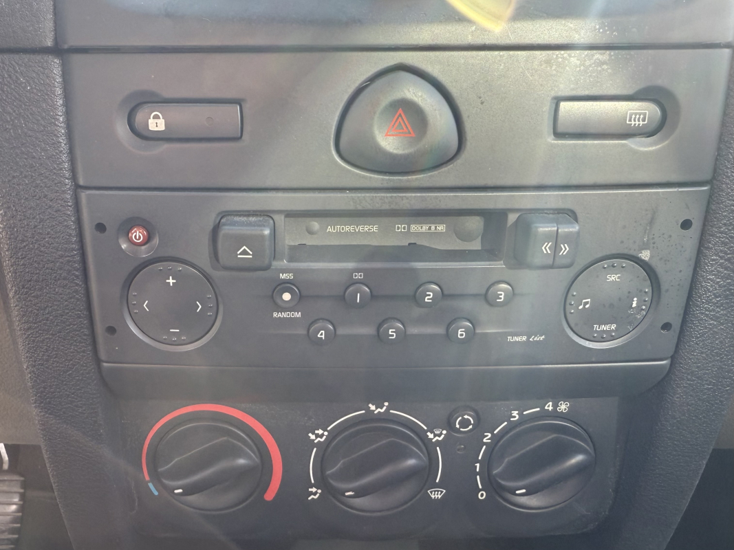 Renault Clio — 21