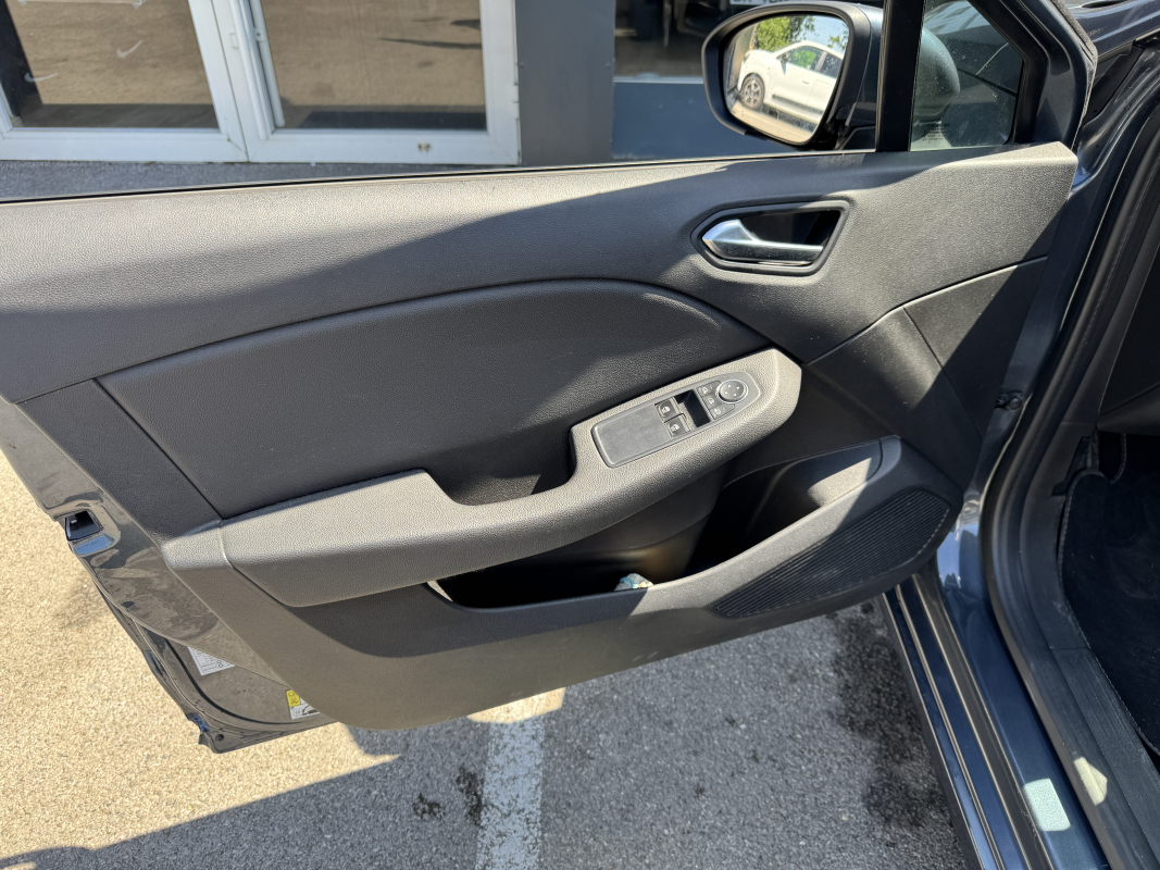 Renault Renault Clio 5 — 17