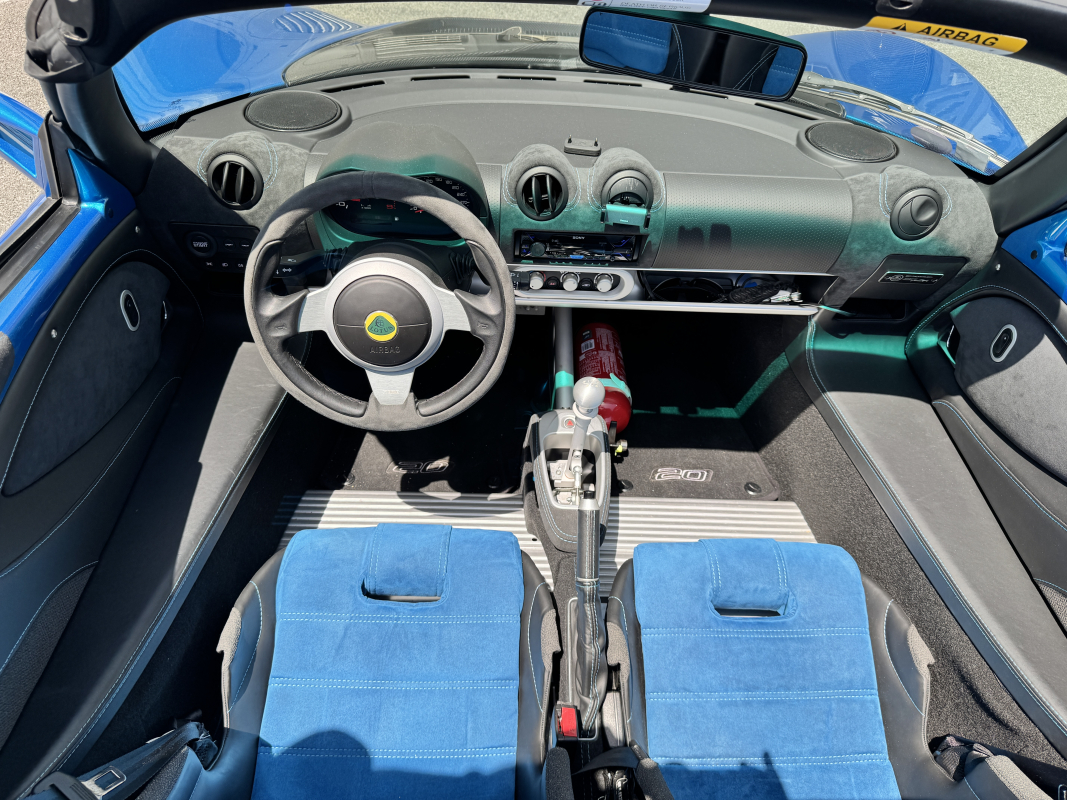 Lotus Exige — 11