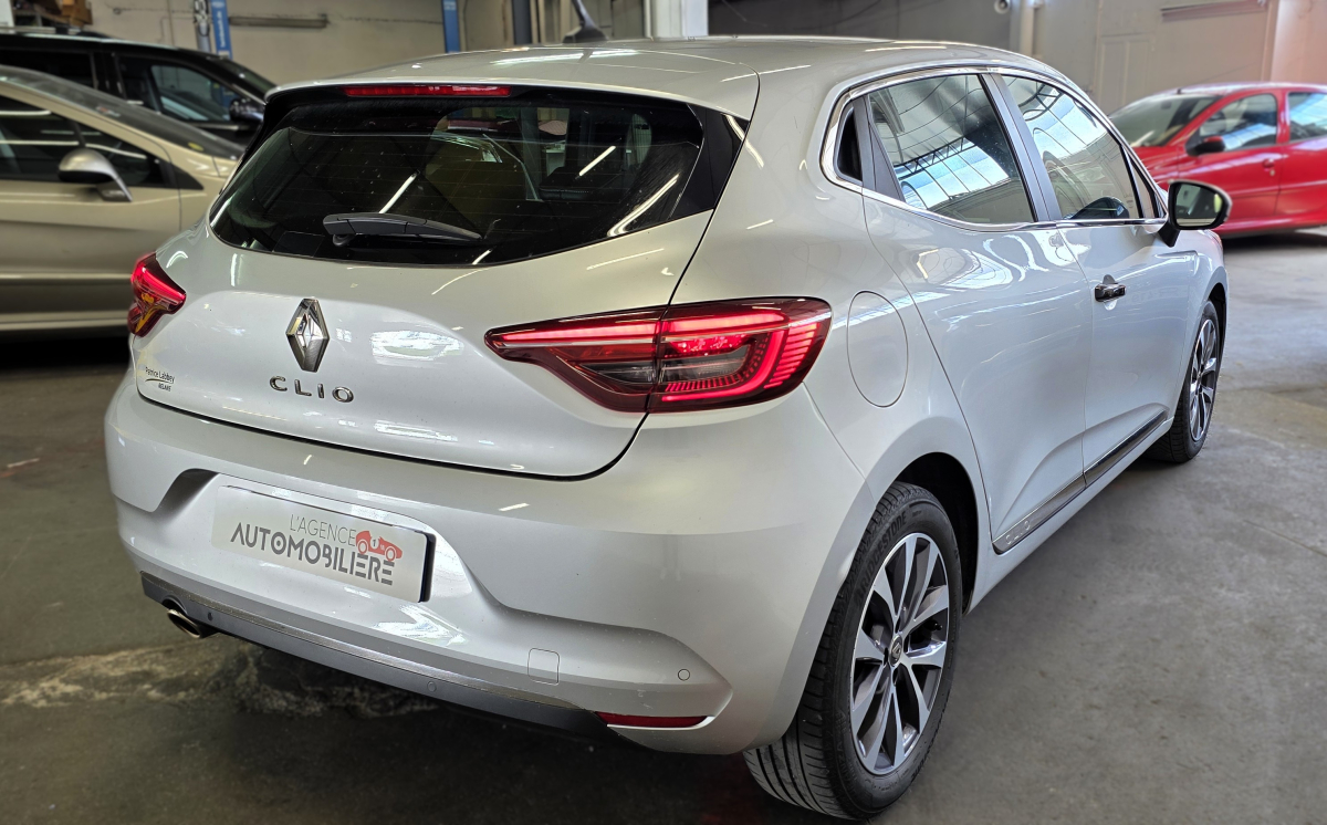 Renault Clio — 4