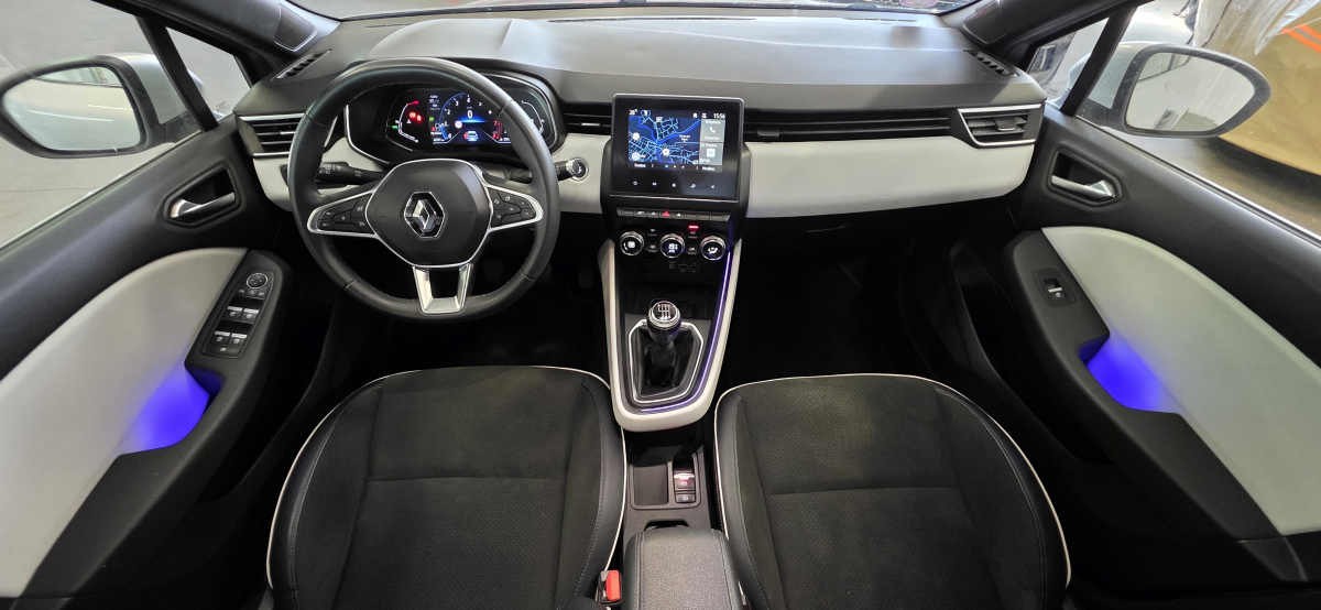 Renault Clio — 16