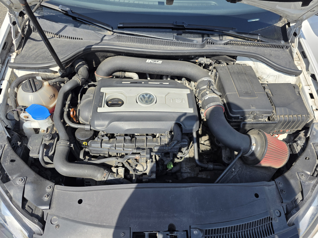 Volkswagen Golf — 26