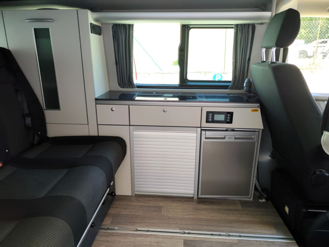 Volkswagen Transporter — 16