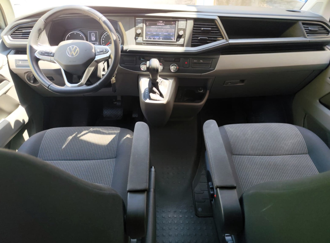 Volkswagen Transporter — 10
