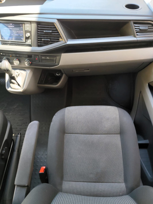 Volkswagen Transporter — 18