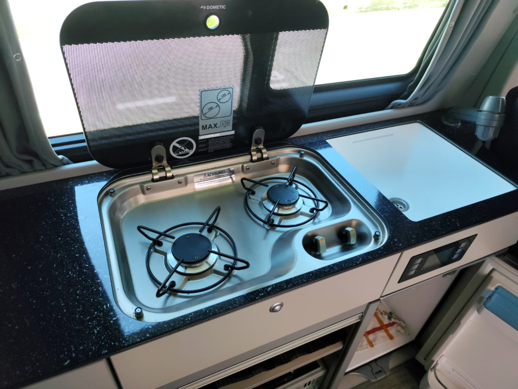 Volkswagen Transporter — 24