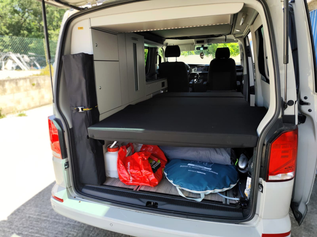 Volkswagen Transporter — 27