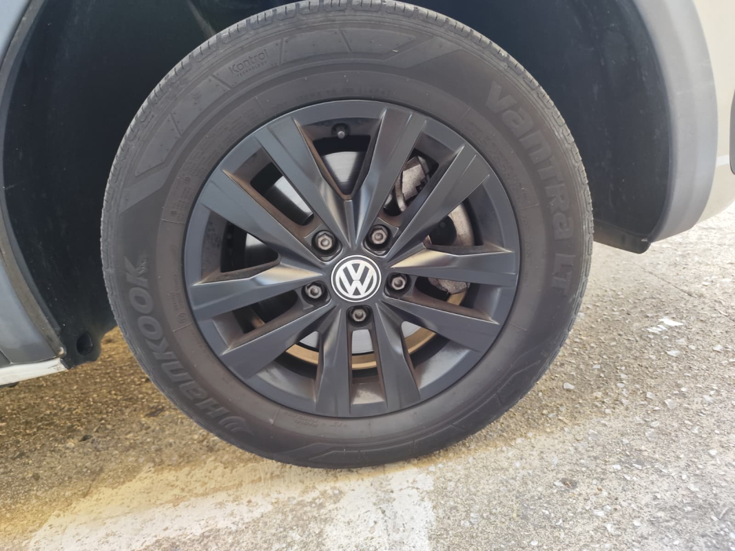 Volkswagen Transporter — 30
