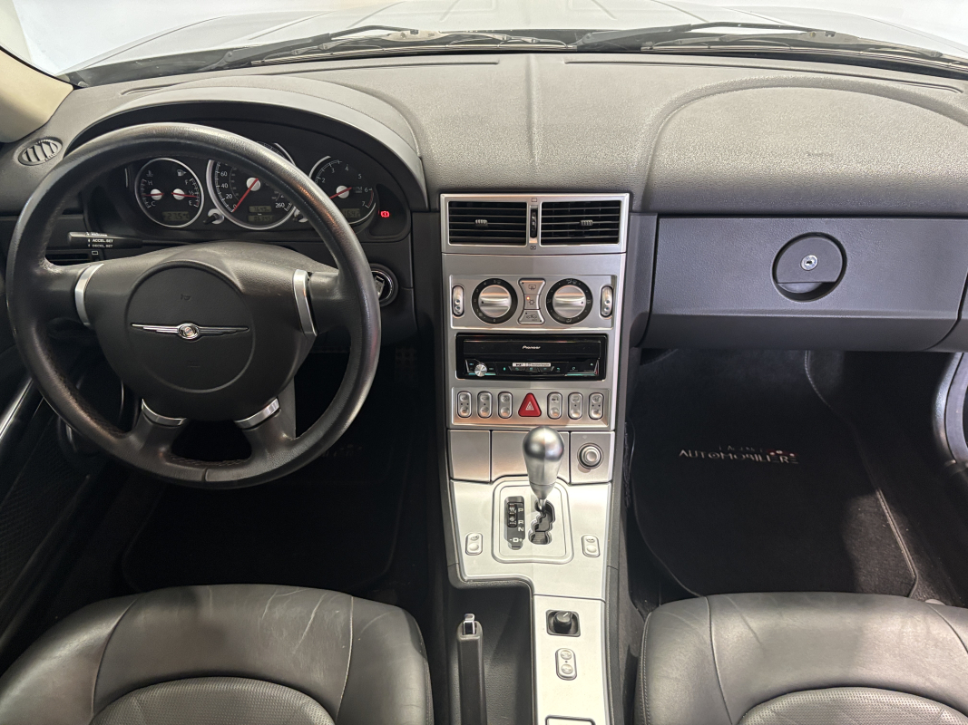 Chrysler Crossfire — 10
