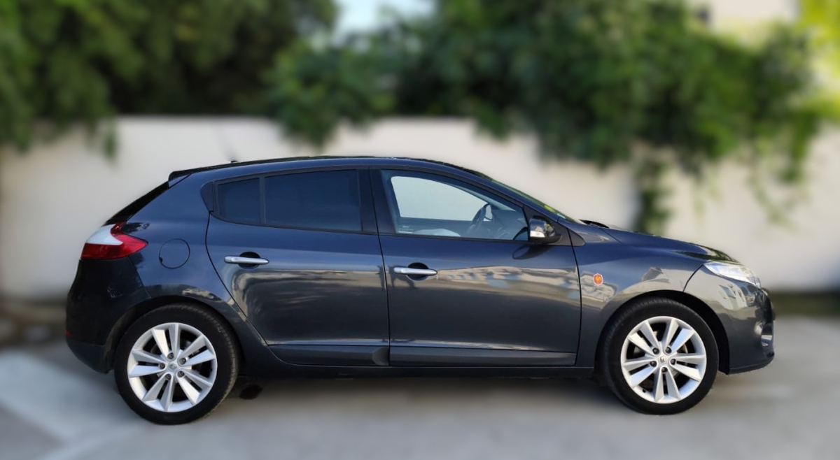 Renault Megane — 6