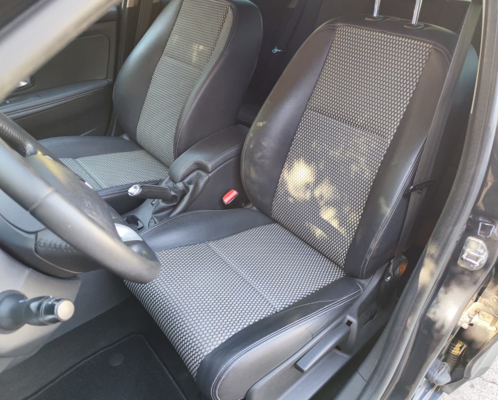 Renault Megane — 11